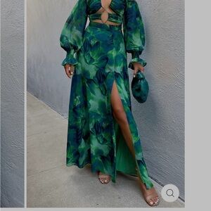 Elegant Green Floral Long Sleeve Dress